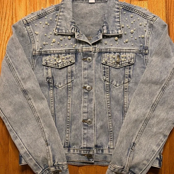 Women's Denim Jacket with Pearl Accents - Picture 2 of 5
